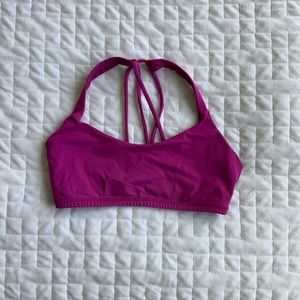 Lululemon free to be bra